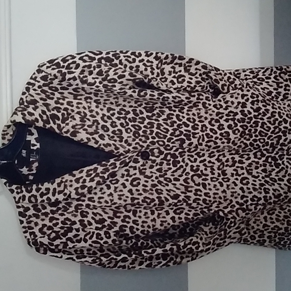 H&M spring and Fall Coat - Picture 3 of 3